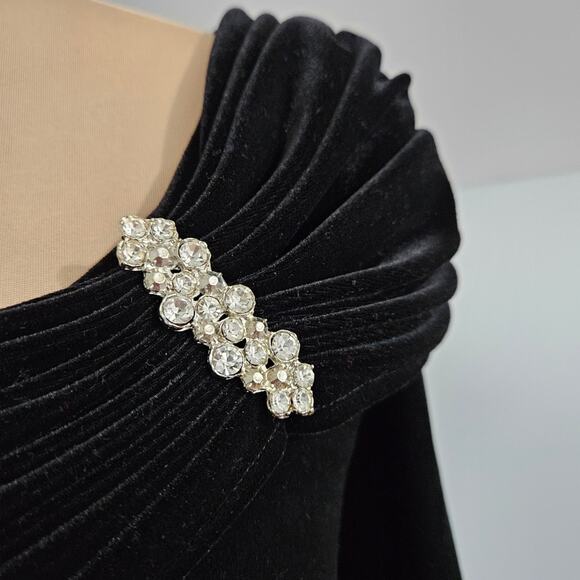 Xscape by Joanna Chen Black Crushed Velvet Rhinestone Brooch Dressy Top Small - Picture 10 of 15